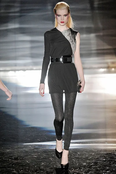 Look 40